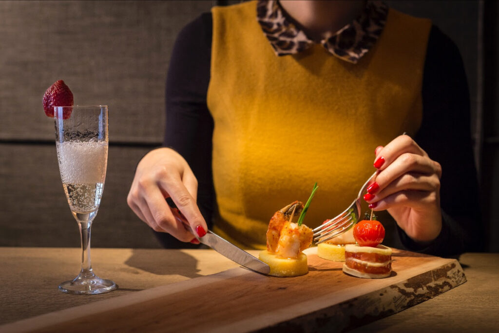 Al Col Alto si scia scoprendo i gusti gourmet della cucina ladina